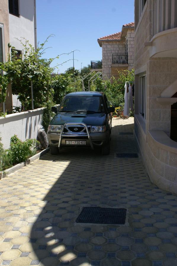 Apartments By The Sea Supetar, Brac - 4274 외부 사진