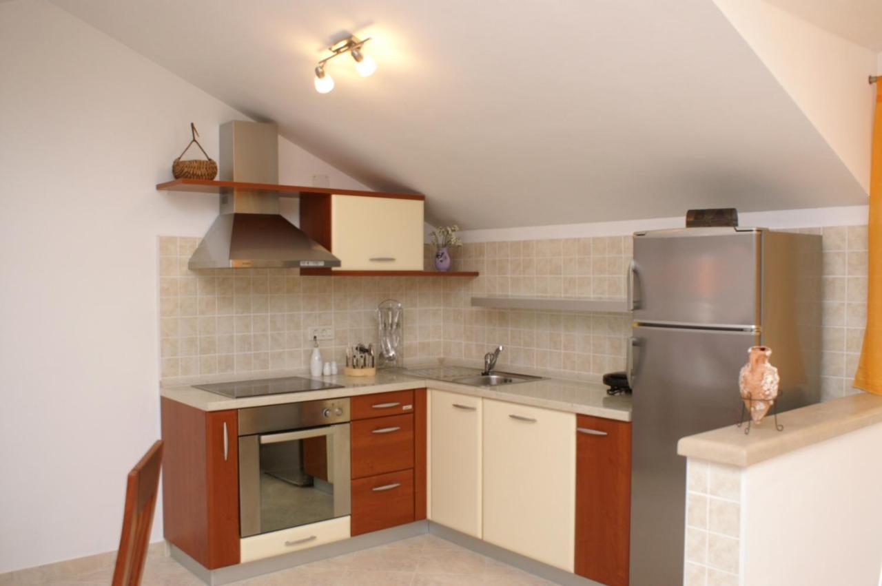 Apartments By The Sea Supetar, Brac - 4274 외부 사진