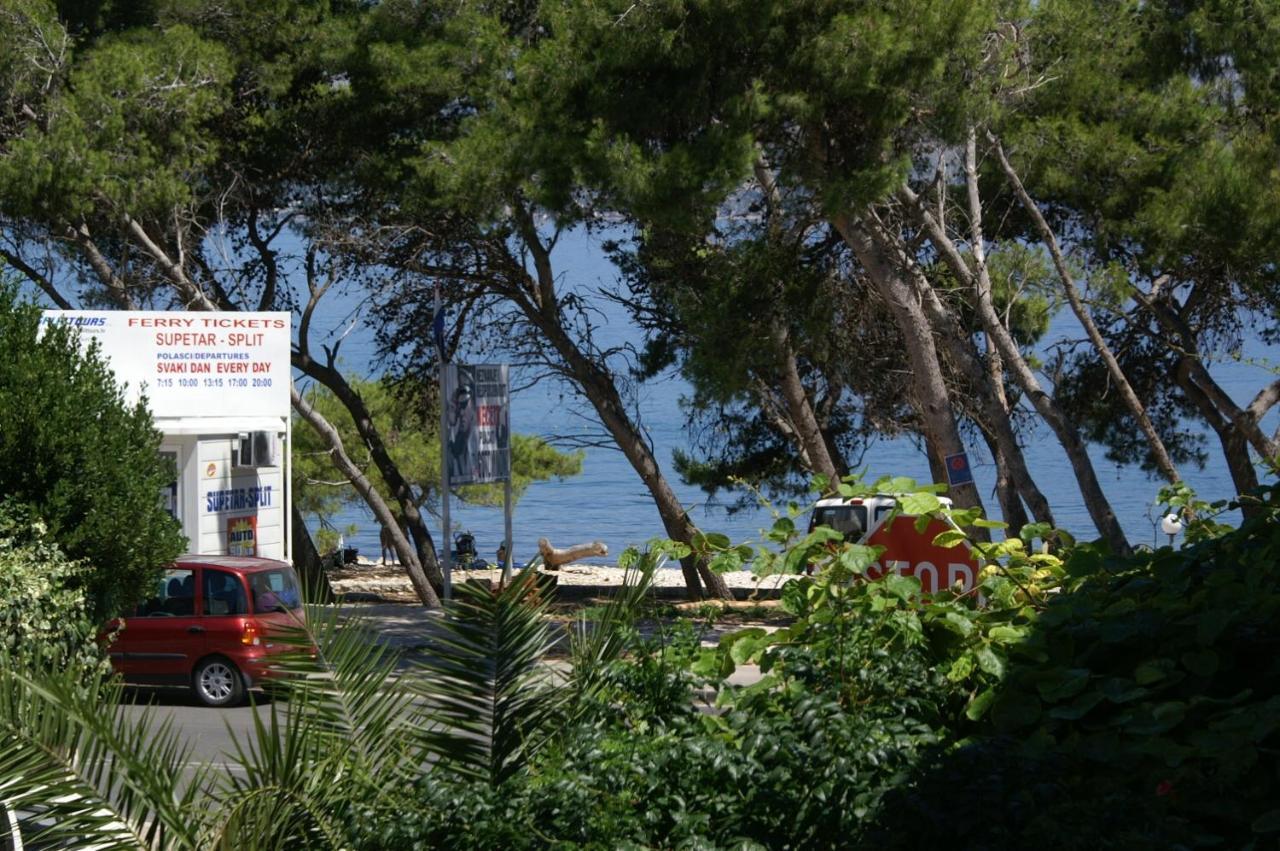 Apartments By The Sea Supetar, Brac - 4274 외부 사진