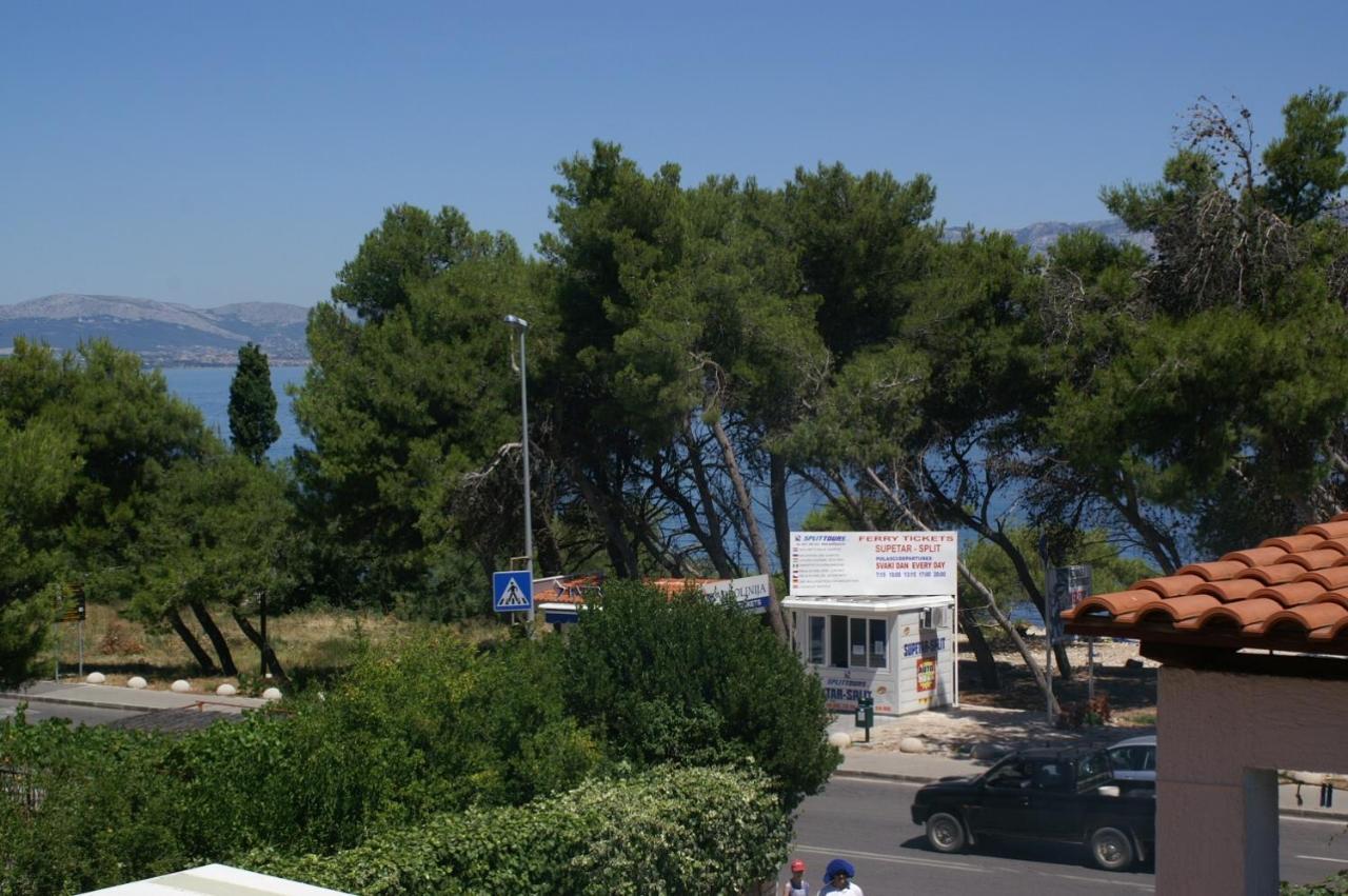 Apartments By The Sea Supetar, Brac - 4274 외부 사진
